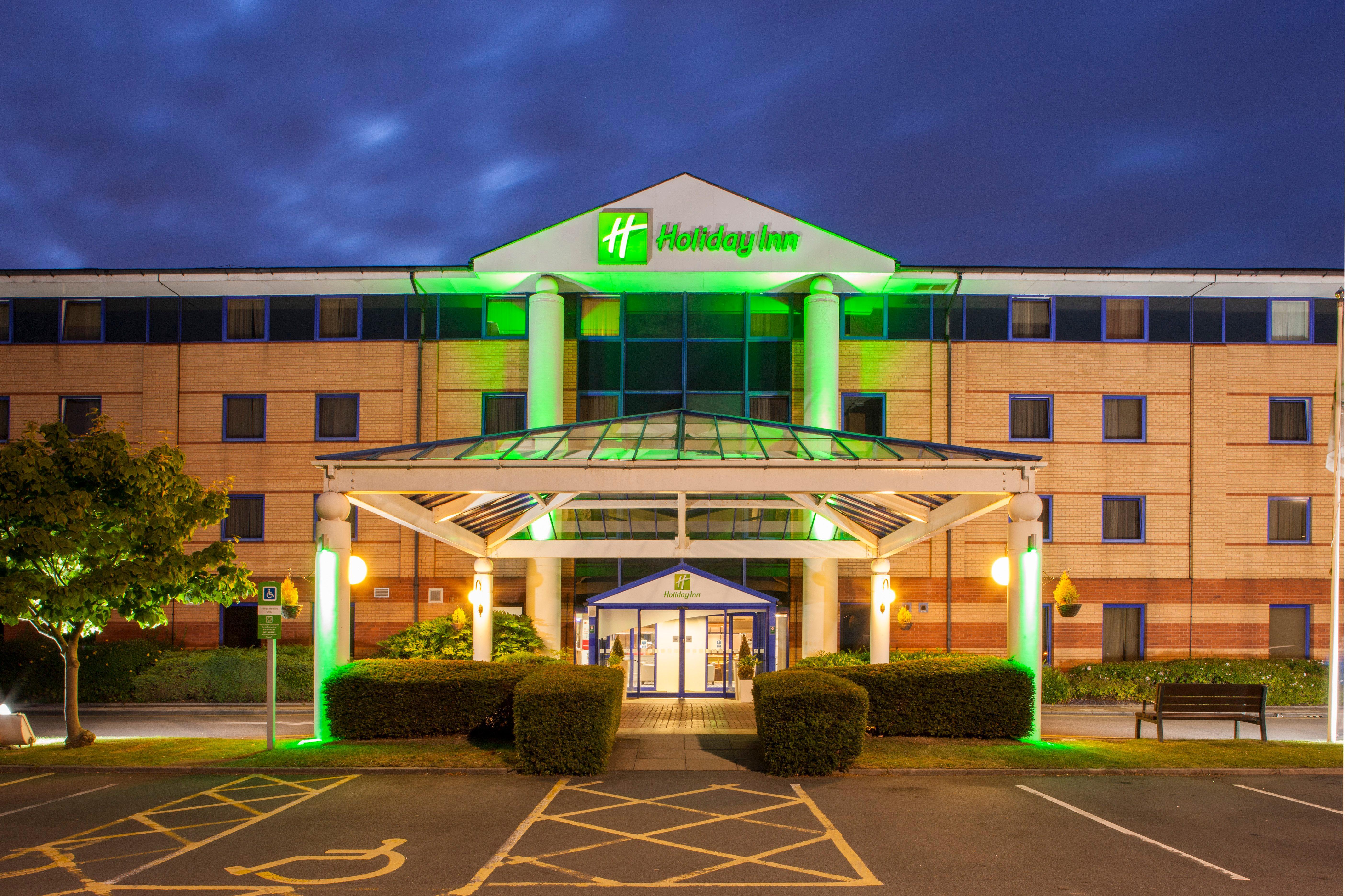 Holiday Inn Warrington, An Ihg Hotel מראה חיצוני תמונה